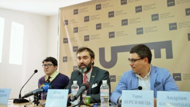 On February 15, 2017, Instutute for the Future of Ukraine and Eurasia Democracy Initiative held a joint briefing “Trump and His Team: What Should Ukraine Expect?”